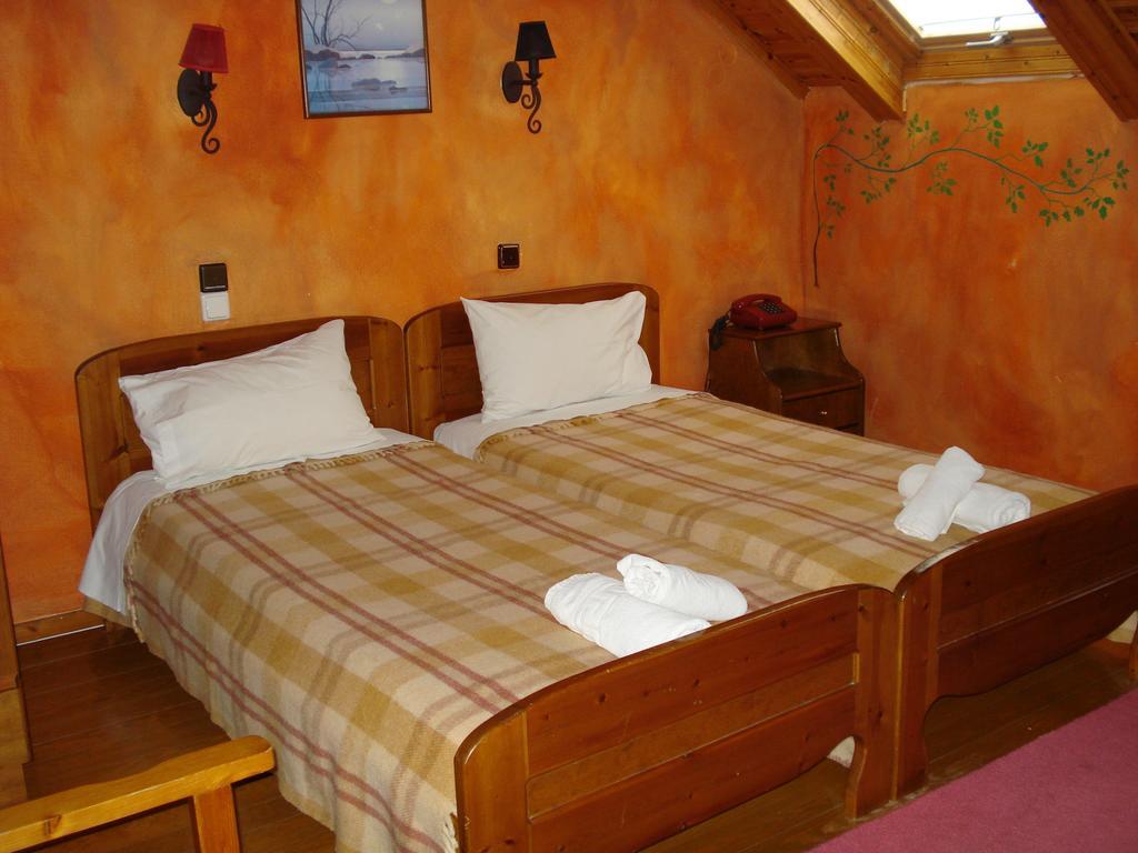 Hotel Koziakas Eláti الغرفة الصورة