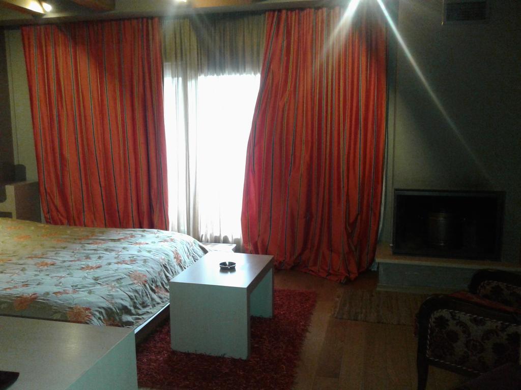 Hotel Koziakas Eláti الغرفة الصورة